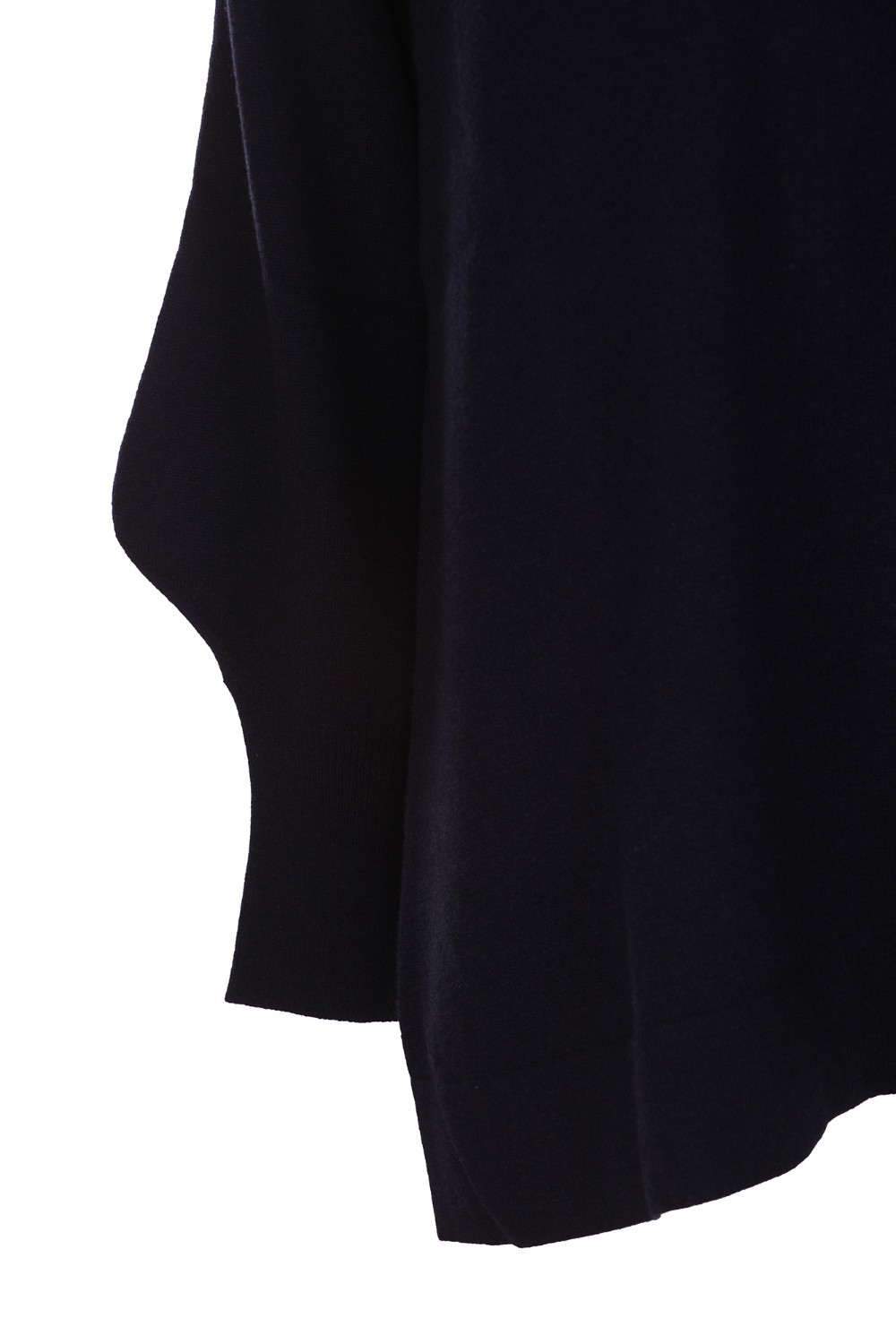 shop FABIANA FILIPPI Saldi Maglia: Fabiana Filippi maglia in lana e cashmere e seta.
Scollo V con brillante punto luce.
Vestibilità regular.
Maniche a palloncino.
Composizione: 75%Lana Vergine 15%Seta 10%Cashmere.
Fabbricato in Italia.. MAD222W028-N128 5131 number 3407269